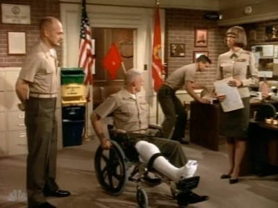 MAJOR_DAD_-_E4X01_THE_PEOPLES_CHOICE_PT_1_185.jpg