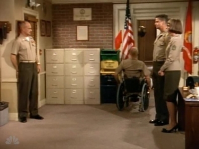MAJOR_DAD_-_E4X01_THE_PEOPLES_CHOICE_PT_1_221.jpg
