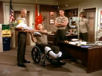 MAJOR_DAD_-_E4X01_THE_PEOPLES_CHOICE_PT_1_280.jpg