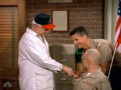 MAJOR_DAD_-_E4X01_THE_PEOPLES_CHOICE_PT_1_355.jpg