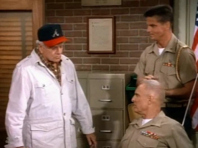 MAJOR_DAD_-_E4X01_THE_PEOPLES_CHOICE_PT_1_363.jpg