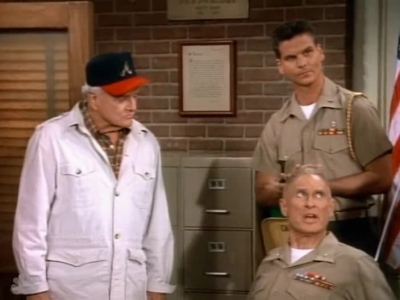 MAJOR_DAD_-_E4X01_THE_PEOPLES_CHOICE_PT_1_367.jpg