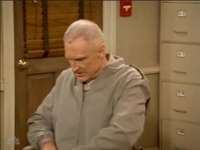 MAJOR_DAD_-_E4X03_HERES_LOOKING_AT_YOU_POL_067.jpg