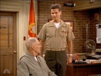 MAJOR_DAD_-_E4X03_HERES_LOOKING_AT_YOU_POL_111.jpg