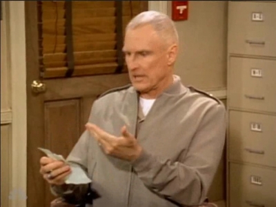 MAJOR_DAD_-_E4X03_HERES_LOOKING_AT_YOU_POL_124.jpg