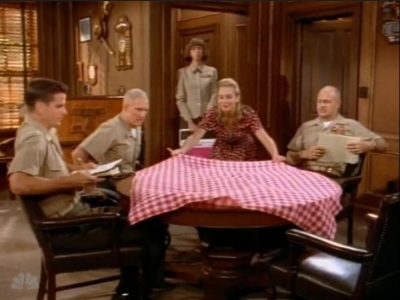 MAJOR_DAD_-_E4X04_CATERED_AFFAIR_118.jpg