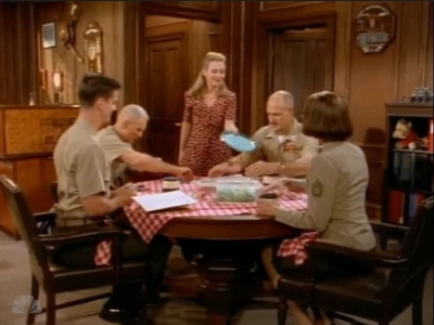 MAJOR_DAD_-_E4X04_CATERED_AFFAIR_149.jpg