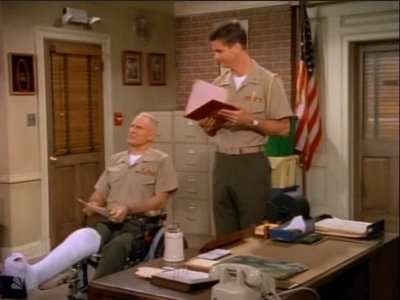 MAJOR_DAD_-_E4X04_CATERED_AFFAIR_204.jpg