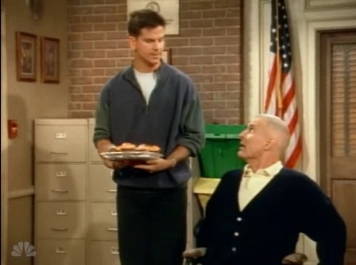 MAJOR_DAD_-_E4X05_THERES_NO_PLACE_LIKE_FARLOW_017.jpg