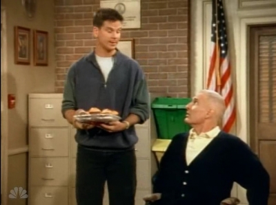 MAJOR_DAD_-_E4X05_THERES_NO_PLACE_LIKE_FARLOW_018.jpg