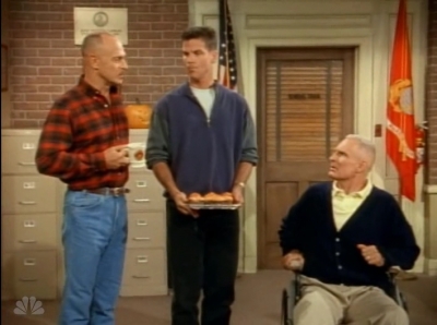 MAJOR_DAD_-_E4X05_THERES_NO_PLACE_LIKE_FARLOW_029.jpg