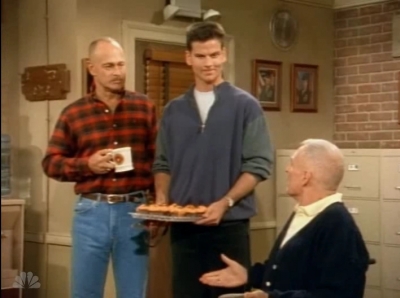 MAJOR_DAD_-_E4X05_THERES_NO_PLACE_LIKE_FARLOW_033.jpg