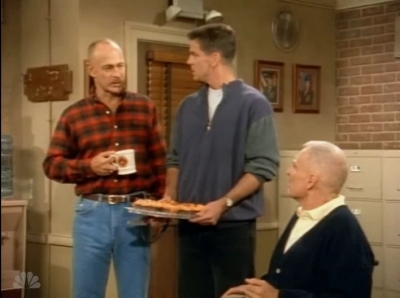 MAJOR_DAD_-_E4X05_THERES_NO_PLACE_LIKE_FARLOW_036.jpg