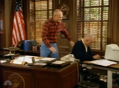 MAJOR_DAD_-_E4X05_THERES_NO_PLACE_LIKE_FARLOW_095.jpg