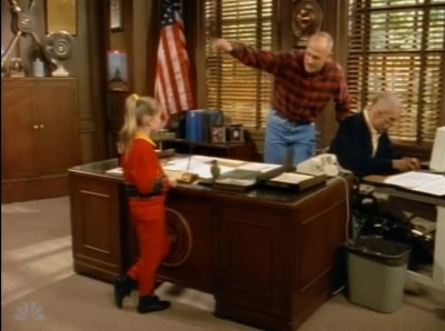 MAJOR_DAD_-_E4X05_THERES_NO_PLACE_LIKE_FARLOW_127.jpg