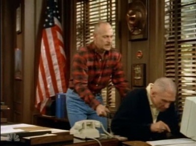 MAJOR_DAD_-_E4X05_THERES_NO_PLACE_LIKE_FARLOW_143.jpg