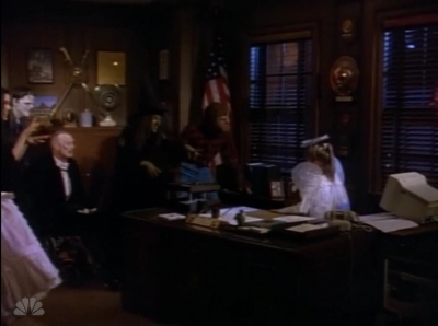 MAJOR_DAD_-_E4X05_THERES_NO_PLACE_LIKE_FARLOW_195.jpg