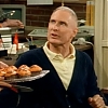 MAJOR_DAD_-_E4X05_THERES_NO_PLACE_LIKE_FARLOW_045.jpg