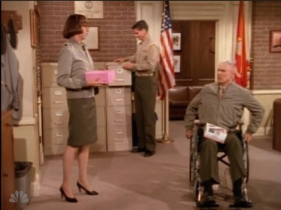 MAJOR_DAD_-_E4X06_THE_ELECTION_SHOW_210.jpg