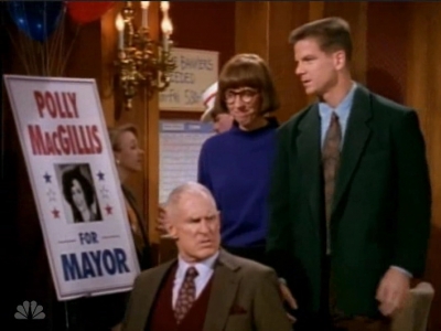 MAJOR_DAD_-_E4X06_THE_ELECTION_SHOW_226.jpg