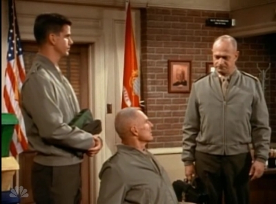 MAJOR_DAD_-_E4X07_GUNNYS_VIELED_THREAT_037.jpg
