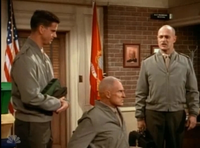 MAJOR_DAD_-_E4X07_GUNNYS_VIELED_THREAT_052.jpg