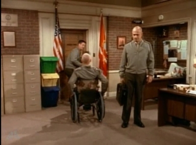 MAJOR_DAD_-_E4X07_GUNNYS_VIELED_THREAT_059.jpg