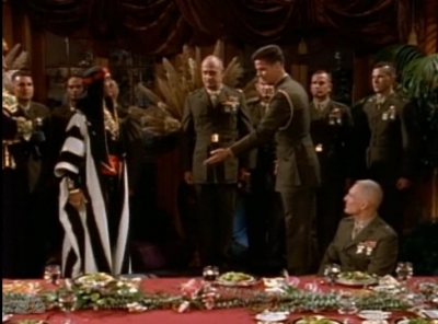 MAJOR_DAD_-_E4X07_GUNNYS_VIELED_THREAT_128.jpg