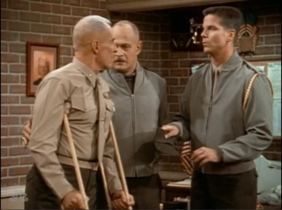 MAJOR_DAD_-_E4X08_ONE_FOR_THE_ROAD_115.jpg