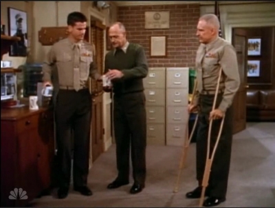 MAJOR_DAD_-_E4X09_BLUE_TENANT_HOLOWACHUCK_082.jpg