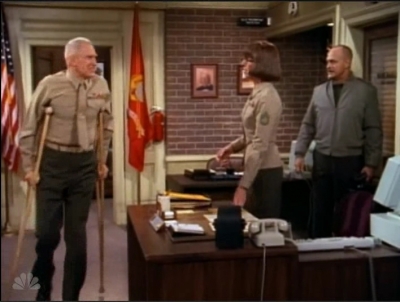 MAJOR_DAD_-_E4X09_BLUE_TENANT_HOLOWACHUCK_156.jpg