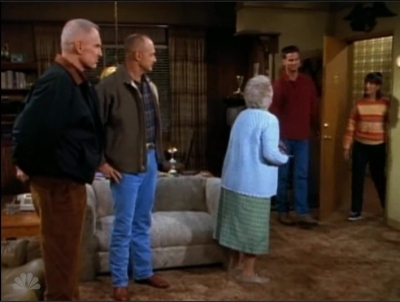 MAJOR_DAD_-_E4X09_BLUE_TENANT_HOLOWACHUCK_361.jpg