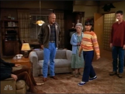 MAJOR_DAD_-_E4X09_BLUE_TENANT_HOLOWACHUCK_370.jpg