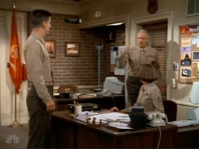MAJOR_DAD_-_E4X12_ILL_BE_SEEING_YOU_008.jpg