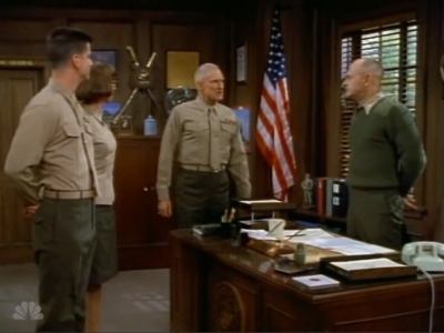 MAJOR_DAD_-_E4X12_ILL_BE_SEEING_YOU_014.jpg