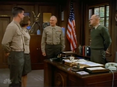 MAJOR_DAD_-_E4X12_ILL_BE_SEEING_YOU_026.jpg
