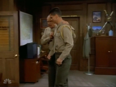 MAJOR_DAD_-_E4X12_ILL_BE_SEEING_YOU_040.jpg