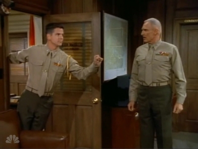MAJOR_DAD_-_E4X12_ILL_BE_SEEING_YOU_045.jpg