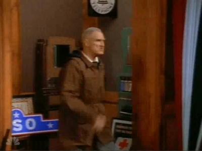 MAJOR_DAD_-_E4X12_ILL_BE_SEEING_YOU_069.jpg