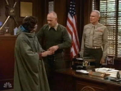 MAJOR_DAD_-_E4X12_ILL_BE_SEEING_YOU_145.jpg