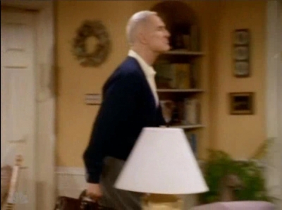 MAJOR_DAD_-_E4X13_NIGHT_SCHOOL_261.jpg