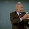 MAJOR_DAD_-_E4X13_NIGHT_SCHOOL_325.jpg