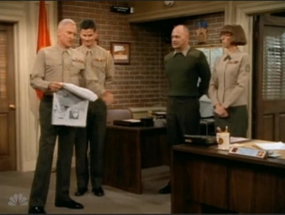 MAJOR_DAD_-_E4X14_PIANO_LESSON_010.jpg