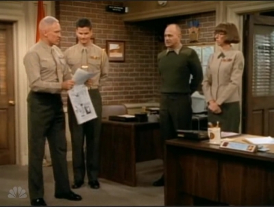 MAJOR_DAD_-_E4X14_PIANO_LESSON_011.jpg