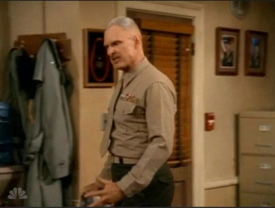 MAJOR_DAD_-_E4X14_PIANO_LESSON_024.jpg
