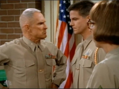 MAJOR_DAD_-_E4X14_PIANO_LESSON_038.jpg