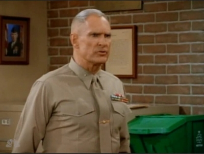 MAJOR_DAD_-_E4X14_PIANO_LESSON_051.jpg