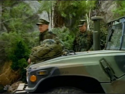 MAJOR_DAD_-_E4X14_PIANO_LESSON_096.jpg