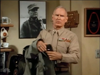 MAJOR_DAD_-_E4X15_COME_RAIN_OR_COME_SHINE_007.jpg