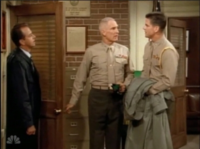 MAJOR_DAD_-_E4X15_COME_RAIN_OR_COME_SHINE_043.jpg